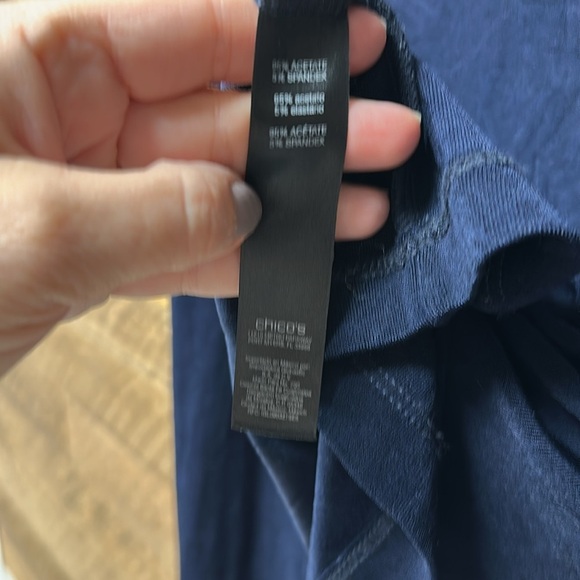 Chicos Travelers Hardware Cold Shoulder Slinky Navy Blue Tunic Top Size XL - Picture 5 of 5